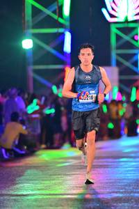 BIB: 218
                            <button type="button" onclick="openModal(16557128)" class="btn btn-primary btn-sm float-right btn-popup" data-toggle="modal" data-target=".modal-high-quality">
                        <i class="fas fa-shopping-cart"></i> Add to Cart
                    </button>
                                            <button type="button" onclick="isThisMe(16557128, true)" class="btn btn-success btn-sm float-right btn-popup btn-isme hidden" data-toggle="tooltip" data-placement="bottom" title="นี่คือรูปของคุณใช่ไหม คลิกที่นี่เพื่อเอาเข้าอัลบั้ม">
                        <i class="fas fa-plus"></i> Add to album
                    </button>
                    <button type="button" onclick="isThisMe(16557128, false)" class="btn btn-warning btn-sm float-right btn-popup btn-isnotme hidden">
                        <i class="fas fa-ban"></i> Remove from album
                    </button>