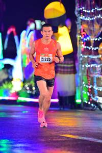 BIB: 21225
                            <button type="button" onclick="openModal(16559256)" class="btn btn-primary btn-sm float-right btn-popup" data-toggle="modal" data-target=".modal-high-quality">
                        <i class="fas fa-shopping-cart"></i> Add to Cart
                    </button>
                                            <button type="button" onclick="isThisMe(16559256, true)" class="btn btn-success btn-sm float-right btn-popup btn-isme hidden" data-toggle="tooltip" data-placement="bottom" title="นี่คือรูปของคุณใช่ไหม คลิกที่นี่เพื่อเอาเข้าอัลบั้ม">
                        <i class="fas fa-plus"></i> Add to album
                    </button>
                    <button type="button" onclick="isThisMe(16559256, false)" class="btn btn-warning btn-sm float-right btn-popup btn-isnotme hidden">
                        <i class="fas fa-ban"></i> Remove from album
                    </button>