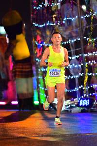 BIB: 40028
                            <button type="button" onclick="openModal(16555165)" class="btn btn-primary btn-sm float-right btn-popup" data-toggle="modal" data-target=".modal-high-quality">
                        <i class="fas fa-shopping-cart"></i> Add to Cart
                    </button>
                                            <button type="button" onclick="isThisMe(16555165, true)" class="btn btn-success btn-sm float-right btn-popup btn-isme hidden" data-toggle="tooltip" data-placement="bottom" title="นี่คือรูปของคุณใช่ไหม คลิกที่นี่เพื่อเอาเข้าอัลบั้ม">
                        <i class="fas fa-plus"></i> Add to album
                    </button>
                    <button type="button" onclick="isThisMe(16555165, false)" class="btn btn-warning btn-sm float-right btn-popup btn-isnotme hidden">
                        <i class="fas fa-ban"></i> Remove from album
                    </button>