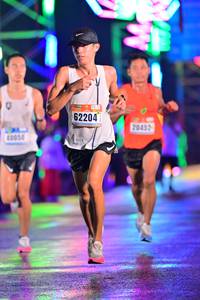 BIB: 62204, 20452, 40050
                            <button type="button" onclick="openModal(16557709)" class="btn btn-primary btn-sm float-right btn-popup" data-toggle="modal" data-target=".modal-high-quality">
                        <i class="fas fa-shopping-cart"></i> Add to Cart
                    </button>
                                            <button type="button" onclick="isThisMe(16557709, true)" class="btn btn-success btn-sm float-right btn-popup btn-isme hidden" data-toggle="tooltip" data-placement="bottom" title="นี่คือรูปของคุณใช่ไหม คลิกที่นี่เพื่อเอาเข้าอัลบั้ม">
                        <i class="fas fa-plus"></i> Add to album
                    </button>
                    <button type="button" onclick="isThisMe(16557709, false)" class="btn btn-warning btn-sm float-right btn-popup btn-isnotme hidden">
                        <i class="fas fa-ban"></i> Remove from album
                    </button>