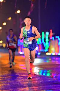 BIB: 40944
                            <button type="button" onclick="openModal(16554147)" class="btn btn-primary btn-sm float-right btn-popup" data-toggle="modal" data-target=".modal-high-quality">
                        <i class="fas fa-shopping-cart"></i> Add to Cart
                    </button>
                                            <button type="button" onclick="isThisMe(16554147, true)" class="btn btn-success btn-sm float-right btn-popup btn-isme hidden" data-toggle="tooltip" data-placement="bottom" title="นี่คือรูปของคุณใช่ไหม คลิกที่นี่เพื่อเอาเข้าอัลบั้ม">
                        <i class="fas fa-plus"></i> Add to album
                    </button>
                    <button type="button" onclick="isThisMe(16554147, false)" class="btn btn-warning btn-sm float-right btn-popup btn-isnotme hidden">
                        <i class="fas fa-ban"></i> Remove from album
                    </button>