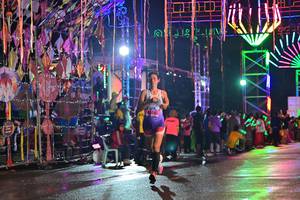 BIB: 446
                            <button type="button" onclick="openModal(16557424)" class="btn btn-primary btn-sm float-right btn-popup" data-toggle="modal" data-target=".modal-high-quality">
                        <i class="fas fa-shopping-cart"></i> Add to Cart
                    </button>
                                            <button type="button" onclick="isThisMe(16557424, true)" class="btn btn-success btn-sm float-right btn-popup btn-isme hidden" data-toggle="tooltip" data-placement="bottom" title="นี่คือรูปของคุณใช่ไหม คลิกที่นี่เพื่อเอาเข้าอัลบั้ม">
                        <i class="fas fa-plus"></i> Add to album
                    </button>
                    <button type="button" onclick="isThisMe(16557424, false)" class="btn btn-warning btn-sm float-right btn-popup btn-isnotme hidden">
                        <i class="fas fa-ban"></i> Remove from album
                    </button>