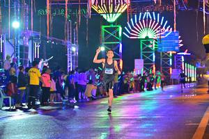 BIB: 40302
                            <button type="button" onclick="openModal(16556477)" class="btn btn-primary btn-sm float-right btn-popup" data-toggle="modal" data-target=".modal-high-quality">
                        <i class="fas fa-shopping-cart"></i> Add to Cart
                    </button>
                                            <button type="button" onclick="isThisMe(16556477, true)" class="btn btn-success btn-sm float-right btn-popup btn-isme hidden" data-toggle="tooltip" data-placement="bottom" title="นี่คือรูปของคุณใช่ไหม คลิกที่นี่เพื่อเอาเข้าอัลบั้ม">
                        <i class="fas fa-plus"></i> Add to album
                    </button>
                    <button type="button" onclick="isThisMe(16556477, false)" class="btn btn-warning btn-sm float-right btn-popup btn-isnotme hidden">
                        <i class="fas fa-ban"></i> Remove from album
                    </button>