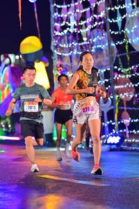 BIB: 20015, 27643
                            <button type="button" onclick="openModal(16639095)" class="btn btn-primary btn-sm float-right btn-popup" data-toggle="modal" data-target=".modal-high-quality">
                        <i class="fas fa-shopping-cart"></i> Add to Cart
                    </button>
                                            <button type="button" onclick="isThisMe(16639095, true)" class="btn btn-success btn-sm float-right btn-popup btn-isme hidden" data-toggle="tooltip" data-placement="bottom" title="นี่คือรูปของคุณใช่ไหม คลิกที่นี่เพื่อเอาเข้าอัลบั้ม">
                        <i class="fas fa-plus"></i> Add to album
                    </button>
                    <button type="button" onclick="isThisMe(16639095, false)" class="btn btn-warning btn-sm float-right btn-popup btn-isnotme hidden">
                        <i class="fas fa-ban"></i> Remove from album
                    </button>
