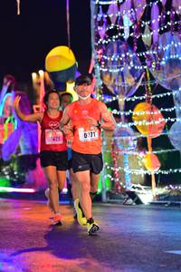 BIB: 621, 0071
                            <button type="button" onclick="openModal(16671578)" class="btn btn-primary btn-sm float-right btn-popup" data-toggle="modal" data-target=".modal-high-quality">
                        <i class="fas fa-shopping-cart"></i> Add to Cart
                    </button>
                                            <button type="button" onclick="isThisMe(16671578, true)" class="btn btn-success btn-sm float-right btn-popup btn-isme hidden" data-toggle="tooltip" data-placement="bottom" title="นี่คือรูปของคุณใช่ไหม คลิกที่นี่เพื่อเอาเข้าอัลบั้ม">
                        <i class="fas fa-plus"></i> Add to album
                    </button>
                    <button type="button" onclick="isThisMe(16671578, false)" class="btn btn-warning btn-sm float-right btn-popup btn-isnotme hidden">
                        <i class="fas fa-ban"></i> Remove from album
                    </button>