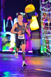 BIB: 20285
                            <button type="button" onclick="openModal(16592920)" class="btn btn-primary btn-sm float-right btn-popup" data-toggle="modal" data-target=".modal-high-quality">
                        <i class="fas fa-shopping-cart"></i> Add to Cart
                    </button>
                                            <button type="button" onclick="isThisMe(16592920, true)" class="btn btn-success btn-sm float-right btn-popup btn-isme hidden" data-toggle="tooltip" data-placement="bottom" title="นี่คือรูปของคุณใช่ไหม คลิกที่นี่เพื่อเอาเข้าอัลบั้ม">
                        <i class="fas fa-plus"></i> Add to album
                    </button>
                    <button type="button" onclick="isThisMe(16592920, false)" class="btn btn-warning btn-sm float-right btn-popup btn-isnotme hidden">
                        <i class="fas fa-ban"></i> Remove from album
                    </button>