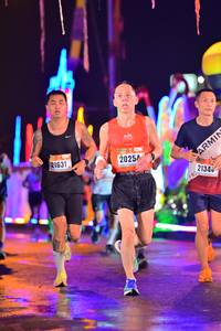 BIB: 21344, 21631, 2025
                            <button type="button" onclick="openModal(16645737)" class="btn btn-primary btn-sm float-right btn-popup" data-toggle="modal" data-target=".modal-high-quality">
                        <i class="fas fa-shopping-cart"></i> Add to Cart
                    </button>
                                            <button type="button" onclick="isThisMe(16645737, true)" class="btn btn-success btn-sm float-right btn-popup btn-isme hidden" data-toggle="tooltip" data-placement="bottom" title="นี่คือรูปของคุณใช่ไหม คลิกที่นี่เพื่อเอาเข้าอัลบั้ม">
                        <i class="fas fa-plus"></i> Add to album
                    </button>
                    <button type="button" onclick="isThisMe(16645737, false)" class="btn btn-warning btn-sm float-right btn-popup btn-isnotme hidden">
                        <i class="fas fa-ban"></i> Remove from album
                    </button>