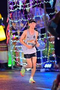 BIB: 20153
                            <button type="button" onclick="openModal(16660725)" class="btn btn-primary btn-sm float-right btn-popup" data-toggle="modal" data-target=".modal-high-quality">
                        <i class="fas fa-shopping-cart"></i> Add to Cart
                    </button>
                                            <button type="button" onclick="isThisMe(16660725, true)" class="btn btn-success btn-sm float-right btn-popup btn-isme hidden" data-toggle="tooltip" data-placement="bottom" title="นี่คือรูปของคุณใช่ไหม คลิกที่นี่เพื่อเอาเข้าอัลบั้ม">
                        <i class="fas fa-plus"></i> Add to album
                    </button>
                    <button type="button" onclick="isThisMe(16660725, false)" class="btn btn-warning btn-sm float-right btn-popup btn-isnotme hidden">
                        <i class="fas fa-ban"></i> Remove from album
                    </button>