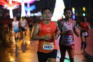 BIB: 40059
                            <button type="button" onclick="openModal(16642035)" class="btn btn-primary btn-sm float-right btn-popup" data-toggle="modal" data-target=".modal-high-quality">
                        <i class="fas fa-shopping-cart"></i> Add to Cart
                    </button>
                                            <button type="button" onclick="isThisMe(16642035, true)" class="btn btn-success btn-sm float-right btn-popup btn-isme hidden" data-toggle="tooltip" data-placement="bottom" title="นี่คือรูปของคุณใช่ไหม คลิกที่นี่เพื่อเอาเข้าอัลบั้ม">
                        <i class="fas fa-plus"></i> Add to album
                    </button>
                    <button type="button" onclick="isThisMe(16642035, false)" class="btn btn-warning btn-sm float-right btn-popup btn-isnotme hidden">
                        <i class="fas fa-ban"></i> Remove from album
                    </button>