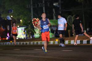 BIB: 43296
                            <button type="button" onclick="openModal(16851302)" class="btn btn-primary btn-sm float-right btn-popup" data-toggle="modal" data-target=".modal-high-quality">
                        <i class="fas fa-shopping-cart"></i> Add to Cart
                    </button>
                                            <button type="button" onclick="isThisMe(16851302, true)" class="btn btn-success btn-sm float-right btn-popup btn-isme hidden" data-toggle="tooltip" data-placement="bottom" title="นี่คือรูปของคุณใช่ไหม คลิกที่นี่เพื่อเอาเข้าอัลบั้ม">
                        <i class="fas fa-plus"></i> Add to album
                    </button>
                    <button type="button" onclick="isThisMe(16851302, false)" class="btn btn-warning btn-sm float-right btn-popup btn-isnotme hidden">
                        <i class="fas fa-ban"></i> Remove from album
                    </button>