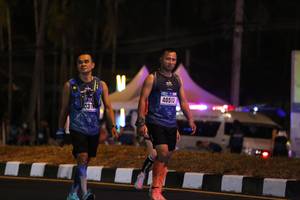 BIB: 40513, 031
                            <button type="button" onclick="openModal(16848986)" class="btn btn-primary btn-sm float-right btn-popup" data-toggle="modal" data-target=".modal-high-quality">
                        <i class="fas fa-shopping-cart"></i> Add to Cart
                    </button>
                                            <button type="button" onclick="isThisMe(16848986, true)" class="btn btn-success btn-sm float-right btn-popup btn-isme hidden" data-toggle="tooltip" data-placement="bottom" title="นี่คือรูปของคุณใช่ไหม คลิกที่นี่เพื่อเอาเข้าอัลบั้ม">
                        <i class="fas fa-plus"></i> Add to album
                    </button>
                    <button type="button" onclick="isThisMe(16848986, false)" class="btn btn-warning btn-sm float-right btn-popup btn-isnotme hidden">
                        <i class="fas fa-ban"></i> Remove from album
                    </button>