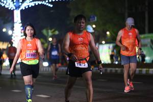 BIB: 27351, 21643
                            <button type="button" onclick="openModal(16850543)" class="btn btn-primary btn-sm float-right btn-popup" data-toggle="modal" data-target=".modal-high-quality">
                        <i class="fas fa-shopping-cart"></i> Add to Cart
                    </button>
                                            <button type="button" onclick="isThisMe(16850543, true)" class="btn btn-success btn-sm float-right btn-popup btn-isme hidden" data-toggle="tooltip" data-placement="bottom" title="นี่คือรูปของคุณใช่ไหม คลิกที่นี่เพื่อเอาเข้าอัลบั้ม">
                        <i class="fas fa-plus"></i> Add to album
                    </button>
                    <button type="button" onclick="isThisMe(16850543, false)" class="btn btn-warning btn-sm float-right btn-popup btn-isnotme hidden">
                        <i class="fas fa-ban"></i> Remove from album
                    </button>