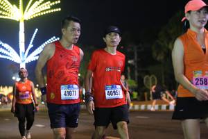 BIB: 258, 41071, 40952, 2002
                            <button type="button" onclick="openModal(16851200)" class="btn btn-primary btn-sm float-right btn-popup" data-toggle="modal" data-target=".modal-high-quality">
                        <i class="fas fa-shopping-cart"></i> Add to Cart
                    </button>
                                            <button type="button" onclick="isThisMe(16851200, true)" class="btn btn-success btn-sm float-right btn-popup btn-isme hidden" data-toggle="tooltip" data-placement="bottom" title="นี่คือรูปของคุณใช่ไหม คลิกที่นี่เพื่อเอาเข้าอัลบั้ม">
                        <i class="fas fa-plus"></i> Add to album
                    </button>
                    <button type="button" onclick="isThisMe(16851200, false)" class="btn btn-warning btn-sm float-right btn-popup btn-isnotme hidden">
                        <i class="fas fa-ban"></i> Remove from album
                    </button>