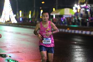 BIB: 1012, 42289
                            <button type="button" onclick="openModal(16618271)" class="btn btn-primary btn-sm float-right btn-popup" data-toggle="modal" data-target=".modal-high-quality">
                        <i class="fas fa-shopping-cart"></i> Add to Cart
                    </button>
                                            <button type="button" onclick="isThisMe(16618271, true)" class="btn btn-success btn-sm float-right btn-popup btn-isme hidden" data-toggle="tooltip" data-placement="bottom" title="นี่คือรูปของคุณใช่ไหม คลิกที่นี่เพื่อเอาเข้าอัลบั้ม">
                        <i class="fas fa-plus"></i> Add to album
                    </button>
                    <button type="button" onclick="isThisMe(16618271, false)" class="btn btn-warning btn-sm float-right btn-popup btn-isnotme hidden">
                        <i class="fas fa-ban"></i> Remove from album
                    </button>