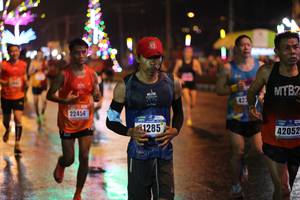 BIB: 423, 22454, 1285, 42052
                            <button type="button" onclick="openModal(16645534)" class="btn btn-primary btn-sm float-right btn-popup" data-toggle="modal" data-target=".modal-high-quality">
                        <i class="fas fa-shopping-cart"></i> Add to Cart
                    </button>
                                            <button type="button" onclick="isThisMe(16645534, true)" class="btn btn-success btn-sm float-right btn-popup btn-isme hidden" data-toggle="tooltip" data-placement="bottom" title="นี่คือรูปของคุณใช่ไหม คลิกที่นี่เพื่อเอาเข้าอัลบั้ม">
                        <i class="fas fa-plus"></i> Add to album
                    </button>
                    <button type="button" onclick="isThisMe(16645534, false)" class="btn btn-warning btn-sm float-right btn-popup btn-isnotme hidden">
                        <i class="fas fa-ban"></i> Remove from album
                    </button>