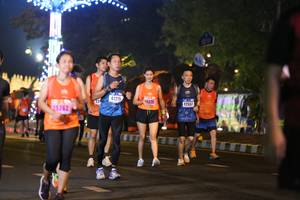 BIB: 41219, 925, 42557, 25762
                            <button type="button" onclick="openModal(16847315)" class="btn btn-primary btn-sm float-right btn-popup" data-toggle="modal" data-target=".modal-high-quality">
                        <i class="fas fa-shopping-cart"></i> Add to Cart
                    </button>
                                            <button type="button" onclick="isThisMe(16847315, true)" class="btn btn-success btn-sm float-right btn-popup btn-isme hidden" data-toggle="tooltip" data-placement="bottom" title="นี่คือรูปของคุณใช่ไหม คลิกที่นี่เพื่อเอาเข้าอัลบั้ม">
                        <i class="fas fa-plus"></i> Add to album
                    </button>
                    <button type="button" onclick="isThisMe(16847315, false)" class="btn btn-warning btn-sm float-right btn-popup btn-isnotme hidden">
                        <i class="fas fa-ban"></i> Remove from album
                    </button>