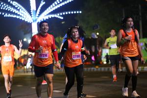 BIB: 27216, 27109
                            <button type="button" onclick="openModal(16850854)" class="btn btn-primary btn-sm float-right btn-popup" data-toggle="modal" data-target=".modal-high-quality">
                        <i class="fas fa-shopping-cart"></i> Add to Cart
                    </button>
                                            <button type="button" onclick="isThisMe(16850854, true)" class="btn btn-success btn-sm float-right btn-popup btn-isme hidden" data-toggle="tooltip" data-placement="bottom" title="นี่คือรูปของคุณใช่ไหม คลิกที่นี่เพื่อเอาเข้าอัลบั้ม">
                        <i class="fas fa-plus"></i> Add to album
                    </button>
                    <button type="button" onclick="isThisMe(16850854, false)" class="btn btn-warning btn-sm float-right btn-popup btn-isnotme hidden">
                        <i class="fas fa-ban"></i> Remove from album
                    </button>