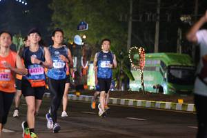 BIB: 41219, 44371, 762
                            <button type="button" onclick="openModal(16847370)" class="btn btn-primary btn-sm float-right btn-popup" data-toggle="modal" data-target=".modal-high-quality">
                        <i class="fas fa-shopping-cart"></i> Add to Cart
                    </button>
                                            <button type="button" onclick="isThisMe(16847370, true)" class="btn btn-success btn-sm float-right btn-popup btn-isme hidden" data-toggle="tooltip" data-placement="bottom" title="นี่คือรูปของคุณใช่ไหม คลิกที่นี่เพื่อเอาเข้าอัลบั้ม">
                        <i class="fas fa-plus"></i> Add to album
                    </button>
                    <button type="button" onclick="isThisMe(16847370, false)" class="btn btn-warning btn-sm float-right btn-popup btn-isnotme hidden">
                        <i class="fas fa-ban"></i> Remove from album
                    </button>