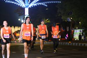 BIB: 26942, 26940, 27462, 23552
                            <button type="button" onclick="openModal(16851723)" class="btn btn-primary btn-sm float-right btn-popup" data-toggle="modal" data-target=".modal-high-quality">
                        <i class="fas fa-shopping-cart"></i> Add to Cart
                    </button>
                                            <button type="button" onclick="isThisMe(16851723, true)" class="btn btn-success btn-sm float-right btn-popup btn-isme hidden" data-toggle="tooltip" data-placement="bottom" title="นี่คือรูปของคุณใช่ไหม คลิกที่นี่เพื่อเอาเข้าอัลบั้ม">
                        <i class="fas fa-plus"></i> Add to album
                    </button>
                    <button type="button" onclick="isThisMe(16851723, false)" class="btn btn-warning btn-sm float-right btn-popup btn-isnotme hidden">
                        <i class="fas fa-ban"></i> Remove from album
                    </button>
