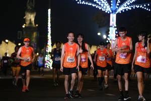 BIB: 2646, 2717, 22013
                            <button type="button" onclick="openModal(16848217)" class="btn btn-primary btn-sm float-right btn-popup" data-toggle="modal" data-target=".modal-high-quality">
                        <i class="fas fa-shopping-cart"></i> Add to Cart
                    </button>
                                            <button type="button" onclick="isThisMe(16848217, true)" class="btn btn-success btn-sm float-right btn-popup btn-isme hidden" data-toggle="tooltip" data-placement="bottom" title="นี่คือรูปของคุณใช่ไหม คลิกที่นี่เพื่อเอาเข้าอัลบั้ม">
                        <i class="fas fa-plus"></i> Add to album
                    </button>
                    <button type="button" onclick="isThisMe(16848217, false)" class="btn btn-warning btn-sm float-right btn-popup btn-isnotme hidden">
                        <i class="fas fa-ban"></i> Remove from album
                    </button>