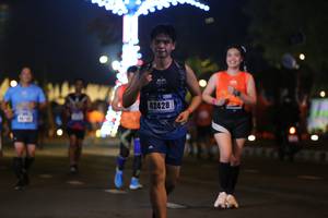 BIB: 42428
                            <button type="button" onclick="openModal(16881114)" class="btn btn-primary btn-sm float-right btn-popup" data-toggle="modal" data-target=".modal-high-quality">
                        <i class="fas fa-shopping-cart"></i> Add to Cart
                    </button>
                                            <button type="button" onclick="isThisMe(16881114, true)" class="btn btn-success btn-sm float-right btn-popup btn-isme hidden" data-toggle="tooltip" data-placement="bottom" title="นี่คือรูปของคุณใช่ไหม คลิกที่นี่เพื่อเอาเข้าอัลบั้ม">
                        <i class="fas fa-plus"></i> Add to album
                    </button>
                    <button type="button" onclick="isThisMe(16881114, false)" class="btn btn-warning btn-sm float-right btn-popup btn-isnotme hidden">
                        <i class="fas fa-ban"></i> Remove from album
                    </button>