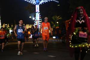 BIB: 23890, 4240, 27100
                            <button type="button" onclick="openModal(16875445)" class="btn btn-primary btn-sm float-right btn-popup" data-toggle="modal" data-target=".modal-high-quality">
                        <i class="fas fa-shopping-cart"></i> Add to Cart
                    </button>
                                            <button type="button" onclick="isThisMe(16875445, true)" class="btn btn-success btn-sm float-right btn-popup btn-isme hidden" data-toggle="tooltip" data-placement="bottom" title="นี่คือรูปของคุณใช่ไหม คลิกที่นี่เพื่อเอาเข้าอัลบั้ม">
                        <i class="fas fa-plus"></i> Add to album
                    </button>
                    <button type="button" onclick="isThisMe(16875445, false)" class="btn btn-warning btn-sm float-right btn-popup btn-isnotme hidden">
                        <i class="fas fa-ban"></i> Remove from album
                    </button>