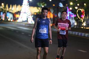 BIB: 41291, 42206
                            <button type="button" onclick="openModal(16978886)" class="btn btn-primary btn-sm float-right btn-popup" data-toggle="modal" data-target=".modal-high-quality">
                        <i class="fas fa-shopping-cart"></i> Add to Cart
                    </button>
                                            <button type="button" onclick="isThisMe(16978886, true)" class="btn btn-success btn-sm float-right btn-popup btn-isme hidden" data-toggle="tooltip" data-placement="bottom" title="นี่คือรูปของคุณใช่ไหม คลิกที่นี่เพื่อเอาเข้าอัลบั้ม">
                        <i class="fas fa-plus"></i> Add to album
                    </button>
                    <button type="button" onclick="isThisMe(16978886, false)" class="btn btn-warning btn-sm float-right btn-popup btn-isnotme hidden">
                        <i class="fas fa-ban"></i> Remove from album
                    </button>