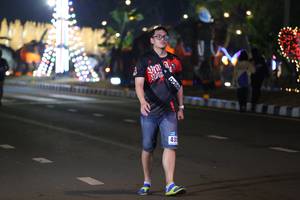 BIB: 431
                            <button type="button" onclick="openModal(16972226)" class="btn btn-primary btn-sm float-right btn-popup" data-toggle="modal" data-target=".modal-high-quality">
                        <i class="fas fa-shopping-cart"></i> Add to Cart
                    </button>
                                            <button type="button" onclick="isThisMe(16972226, true)" class="btn btn-success btn-sm float-right btn-popup btn-isme hidden" data-toggle="tooltip" data-placement="bottom" title="นี่คือรูปของคุณใช่ไหม คลิกที่นี่เพื่อเอาเข้าอัลบั้ม">
                        <i class="fas fa-plus"></i> Add to album
                    </button>
                    <button type="button" onclick="isThisMe(16972226, false)" class="btn btn-warning btn-sm float-right btn-popup btn-isnotme hidden">
                        <i class="fas fa-ban"></i> Remove from album
                    </button>