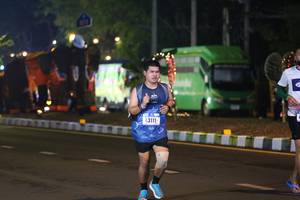 BIB: 43111
                            <button type="button" onclick="openModal(16956943)" class="btn btn-primary btn-sm float-right btn-popup" data-toggle="modal" data-target=".modal-high-quality">
                        <i class="fas fa-shopping-cart"></i> Add to Cart
                    </button>
                                            <button type="button" onclick="isThisMe(16956943, true)" class="btn btn-success btn-sm float-right btn-popup btn-isme hidden" data-toggle="tooltip" data-placement="bottom" title="นี่คือรูปของคุณใช่ไหม คลิกที่นี่เพื่อเอาเข้าอัลบั้ม">
                        <i class="fas fa-plus"></i> Add to album
                    </button>
                    <button type="button" onclick="isThisMe(16956943, false)" class="btn btn-warning btn-sm float-right btn-popup btn-isnotme hidden">
                        <i class="fas fa-ban"></i> Remove from album
                    </button>