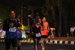 BIB: 41386, 098, 42629
                            <button type="button" onclick="openModal(16893397)" class="btn btn-primary btn-sm float-right btn-popup" data-toggle="modal" data-target=".modal-high-quality">
                        <i class="fas fa-shopping-cart"></i> Add to Cart
                    </button>
                                            <button type="button" onclick="isThisMe(16893397, true)" class="btn btn-success btn-sm float-right btn-popup btn-isme hidden" data-toggle="tooltip" data-placement="bottom" title="นี่คือรูปของคุณใช่ไหม คลิกที่นี่เพื่อเอาเข้าอัลบั้ม">
                        <i class="fas fa-plus"></i> Add to album
                    </button>
                    <button type="button" onclick="isThisMe(16893397, false)" class="btn btn-warning btn-sm float-right btn-popup btn-isnotme hidden">
                        <i class="fas fa-ban"></i> Remove from album
                    </button>