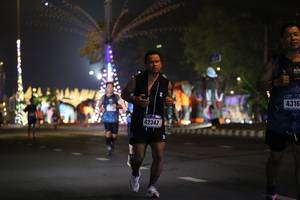 BIB: 4316, 42347
                            <button type="button" onclick="openModal(16916350)" class="btn btn-primary btn-sm float-right btn-popup" data-toggle="modal" data-target=".modal-high-quality">
                        <i class="fas fa-shopping-cart"></i> Add to Cart
                    </button>
                                            <button type="button" onclick="isThisMe(16916350, true)" class="btn btn-success btn-sm float-right btn-popup btn-isme hidden" data-toggle="tooltip" data-placement="bottom" title="นี่คือรูปของคุณใช่ไหม คลิกที่นี่เพื่อเอาเข้าอัลบั้ม">
                        <i class="fas fa-plus"></i> Add to album
                    </button>
                    <button type="button" onclick="isThisMe(16916350, false)" class="btn btn-warning btn-sm float-right btn-popup btn-isnotme hidden">
                        <i class="fas fa-ban"></i> Remove from album
                    </button>