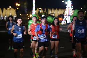 BIB: 4167, 42207, 10468, 41439
                            <button type="button" onclick="openModal(16957135)" class="btn btn-primary btn-sm float-right btn-popup" data-toggle="modal" data-target=".modal-high-quality">
                        <i class="fas fa-shopping-cart"></i> Add to Cart
                    </button>
                                            <button type="button" onclick="isThisMe(16957135, true)" class="btn btn-success btn-sm float-right btn-popup btn-isme hidden" data-toggle="tooltip" data-placement="bottom" title="นี่คือรูปของคุณใช่ไหม คลิกที่นี่เพื่อเอาเข้าอัลบั้ม">
                        <i class="fas fa-plus"></i> Add to album
                    </button>
                    <button type="button" onclick="isThisMe(16957135, false)" class="btn btn-warning btn-sm float-right btn-popup btn-isnotme hidden">
                        <i class="fas fa-ban"></i> Remove from album
                    </button>
