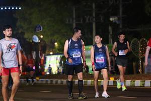 BIB: 43077, 4170, 44641
                            <button type="button" onclick="openModal(16880311)" class="btn btn-primary btn-sm float-right btn-popup" data-toggle="modal" data-target=".modal-high-quality">
                        <i class="fas fa-shopping-cart"></i> Add to Cart
                    </button>
                                            <button type="button" onclick="isThisMe(16880311, true)" class="btn btn-success btn-sm float-right btn-popup btn-isme hidden" data-toggle="tooltip" data-placement="bottom" title="นี่คือรูปของคุณใช่ไหม คลิกที่นี่เพื่อเอาเข้าอัลบั้ม">
                        <i class="fas fa-plus"></i> Add to album
                    </button>
                    <button type="button" onclick="isThisMe(16880311, false)" class="btn btn-warning btn-sm float-right btn-popup btn-isnotme hidden">
                        <i class="fas fa-ban"></i> Remove from album
                    </button>