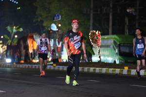 BIB: 4147, 43246
                            <button type="button" onclick="openModal(16942526)" class="btn btn-primary btn-sm float-right btn-popup" data-toggle="modal" data-target=".modal-high-quality">
                        <i class="fas fa-shopping-cart"></i> Add to Cart
                    </button>
                                            <button type="button" onclick="isThisMe(16942526, true)" class="btn btn-success btn-sm float-right btn-popup btn-isme hidden" data-toggle="tooltip" data-placement="bottom" title="นี่คือรูปของคุณใช่ไหม คลิกที่นี่เพื่อเอาเข้าอัลบั้ม">
                        <i class="fas fa-plus"></i> Add to album
                    </button>
                    <button type="button" onclick="isThisMe(16942526, false)" class="btn btn-warning btn-sm float-right btn-popup btn-isnotme hidden">
                        <i class="fas fa-ban"></i> Remove from album
                    </button>