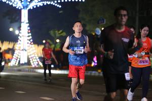 BIB: 41795, 27674
                            <button type="button" onclick="openModal(16900963)" class="btn btn-primary btn-sm float-right btn-popup" data-toggle="modal" data-target=".modal-high-quality">
                        <i class="fas fa-shopping-cart"></i> Add to Cart
                    </button>
                                            <button type="button" onclick="isThisMe(16900963, true)" class="btn btn-success btn-sm float-right btn-popup btn-isme hidden" data-toggle="tooltip" data-placement="bottom" title="นี่คือรูปของคุณใช่ไหม คลิกที่นี่เพื่อเอาเข้าอัลบั้ม">
                        <i class="fas fa-plus"></i> Add to album
                    </button>
                    <button type="button" onclick="isThisMe(16900963, false)" class="btn btn-warning btn-sm float-right btn-popup btn-isnotme hidden">
                        <i class="fas fa-ban"></i> Remove from album
                    </button>