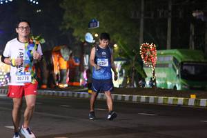 BIB: 42354, 40770
                            <button type="button" onclick="openModal(16897021)" class="btn btn-primary btn-sm float-right btn-popup" data-toggle="modal" data-target=".modal-high-quality">
                        <i class="fas fa-shopping-cart"></i> Add to Cart
                    </button>
                                            <button type="button" onclick="isThisMe(16897021, true)" class="btn btn-success btn-sm float-right btn-popup btn-isme hidden" data-toggle="tooltip" data-placement="bottom" title="นี่คือรูปของคุณใช่ไหม คลิกที่นี่เพื่อเอาเข้าอัลบั้ม">
                        <i class="fas fa-plus"></i> Add to album
                    </button>
                    <button type="button" onclick="isThisMe(16897021, false)" class="btn btn-warning btn-sm float-right btn-popup btn-isnotme hidden">
                        <i class="fas fa-ban"></i> Remove from album
                    </button>