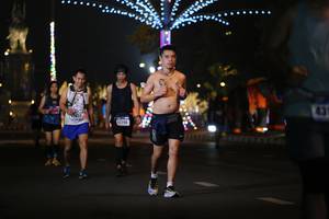 BIB: 431, 12256
                            <button type="button" onclick="openModal(16907901)" class="btn btn-primary btn-sm float-right btn-popup" data-toggle="modal" data-target=".modal-high-quality">
                        <i class="fas fa-shopping-cart"></i> Add to Cart
                    </button>
                                            <button type="button" onclick="isThisMe(16907901, true)" class="btn btn-success btn-sm float-right btn-popup btn-isme hidden" data-toggle="tooltip" data-placement="bottom" title="นี่คือรูปของคุณใช่ไหม คลิกที่นี่เพื่อเอาเข้าอัลบั้ม">
                        <i class="fas fa-plus"></i> Add to album
                    </button>
                    <button type="button" onclick="isThisMe(16907901, false)" class="btn btn-warning btn-sm float-right btn-popup btn-isnotme hidden">
                        <i class="fas fa-ban"></i> Remove from album
                    </button>