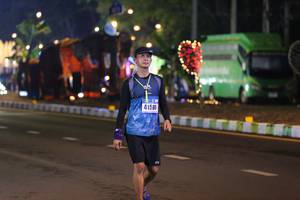 BIB: 41580
                            <button type="button" onclick="openModal(16956234)" class="btn btn-primary btn-sm float-right btn-popup" data-toggle="modal" data-target=".modal-high-quality">
                        <i class="fas fa-shopping-cart"></i> Add to Cart
                    </button>
                                            <button type="button" onclick="isThisMe(16956234, true)" class="btn btn-success btn-sm float-right btn-popup btn-isme hidden" data-toggle="tooltip" data-placement="bottom" title="นี่คือรูปของคุณใช่ไหม คลิกที่นี่เพื่อเอาเข้าอัลบั้ม">
                        <i class="fas fa-plus"></i> Add to album
                    </button>
                    <button type="button" onclick="isThisMe(16956234, false)" class="btn btn-warning btn-sm float-right btn-popup btn-isnotme hidden">
                        <i class="fas fa-ban"></i> Remove from album
                    </button>