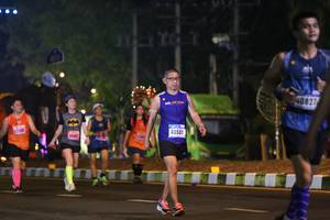 BIB: 0827, 40501
                            <button type="button" onclick="openModal(16885315)" class="btn btn-primary btn-sm float-right btn-popup" data-toggle="modal" data-target=".modal-high-quality">
                        <i class="fas fa-shopping-cart"></i> Add to Cart
                    </button>
                                            <button type="button" onclick="isThisMe(16885315, true)" class="btn btn-success btn-sm float-right btn-popup btn-isme hidden" data-toggle="tooltip" data-placement="bottom" title="นี่คือรูปของคุณใช่ไหม คลิกที่นี่เพื่อเอาเข้าอัลบั้ม">
                        <i class="fas fa-plus"></i> Add to album
                    </button>
                    <button type="button" onclick="isThisMe(16885315, false)" class="btn btn-warning btn-sm float-right btn-popup btn-isnotme hidden">
                        <i class="fas fa-ban"></i> Remove from album
                    </button>
