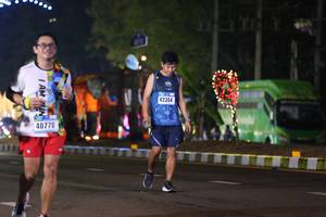 BIB: 42354, 40770
                            <button type="button" onclick="openModal(16897030)" class="btn btn-primary btn-sm float-right btn-popup" data-toggle="modal" data-target=".modal-high-quality">
                        <i class="fas fa-shopping-cart"></i> Add to Cart
                    </button>
                                            <button type="button" onclick="isThisMe(16897030, true)" class="btn btn-success btn-sm float-right btn-popup btn-isme hidden" data-toggle="tooltip" data-placement="bottom" title="นี่คือรูปของคุณใช่ไหม คลิกที่นี่เพื่อเอาเข้าอัลบั้ม">
                        <i class="fas fa-plus"></i> Add to album
                    </button>
                    <button type="button" onclick="isThisMe(16897030, false)" class="btn btn-warning btn-sm float-right btn-popup btn-isnotme hidden">
                        <i class="fas fa-ban"></i> Remove from album
                    </button>