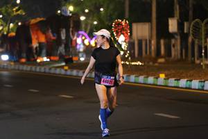 BIB: 44021
                            <button type="button" onclick="openModal(16976197)" class="btn btn-primary btn-sm float-right btn-popup" data-toggle="modal" data-target=".modal-high-quality">
                        <i class="fas fa-shopping-cart"></i> Add to Cart
                    </button>
                                            <button type="button" onclick="isThisMe(16976197, true)" class="btn btn-success btn-sm float-right btn-popup btn-isme hidden" data-toggle="tooltip" data-placement="bottom" title="นี่คือรูปของคุณใช่ไหม คลิกที่นี่เพื่อเอาเข้าอัลบั้ม">
                        <i class="fas fa-plus"></i> Add to album
                    </button>
                    <button type="button" onclick="isThisMe(16976197, false)" class="btn btn-warning btn-sm float-right btn-popup btn-isnotme hidden">
                        <i class="fas fa-ban"></i> Remove from album
                    </button>