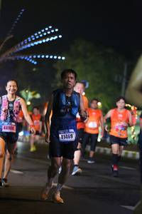 BIB: 44800, 41469
                            <button type="button" onclick="openModal(16873509)" class="btn btn-primary btn-sm float-right btn-popup" data-toggle="modal" data-target=".modal-high-quality">
                        <i class="fas fa-shopping-cart"></i> Add to Cart
                    </button>
                                            <button type="button" onclick="isThisMe(16873509, true)" class="btn btn-success btn-sm float-right btn-popup btn-isme hidden" data-toggle="tooltip" data-placement="bottom" title="นี่คือรูปของคุณใช่ไหม คลิกที่นี่เพื่อเอาเข้าอัลบั้ม">
                        <i class="fas fa-plus"></i> Add to album
                    </button>
                    <button type="button" onclick="isThisMe(16873509, false)" class="btn btn-warning btn-sm float-right btn-popup btn-isnotme hidden">
                        <i class="fas fa-ban"></i> Remove from album
                    </button>