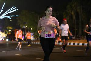 BIB: 26681
                            <button type="button" onclick="openModal(16905182)" class="btn btn-primary btn-sm float-right btn-popup" data-toggle="modal" data-target=".modal-high-quality">
                        <i class="fas fa-shopping-cart"></i> Add to Cart
                    </button>
                                            <button type="button" onclick="isThisMe(16905182, true)" class="btn btn-success btn-sm float-right btn-popup btn-isme hidden" data-toggle="tooltip" data-placement="bottom" title="นี่คือรูปของคุณใช่ไหม คลิกที่นี่เพื่อเอาเข้าอัลบั้ม">
                        <i class="fas fa-plus"></i> Add to album
                    </button>
                    <button type="button" onclick="isThisMe(16905182, false)" class="btn btn-warning btn-sm float-right btn-popup btn-isnotme hidden">
                        <i class="fas fa-ban"></i> Remove from album
                    </button>