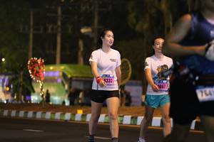 BIB: 4332, 067, 7641
                            <button type="button" onclick="openModal(16909324)" class="btn btn-primary btn-sm float-right btn-popup" data-toggle="modal" data-target=".modal-high-quality">
                        <i class="fas fa-shopping-cart"></i> Add to Cart
                    </button>
                                            <button type="button" onclick="isThisMe(16909324, true)" class="btn btn-success btn-sm float-right btn-popup btn-isme hidden" data-toggle="tooltip" data-placement="bottom" title="นี่คือรูปของคุณใช่ไหม คลิกที่นี่เพื่อเอาเข้าอัลบั้ม">
                        <i class="fas fa-plus"></i> Add to album
                    </button>
                    <button type="button" onclick="isThisMe(16909324, false)" class="btn btn-warning btn-sm float-right btn-popup btn-isnotme hidden">
                        <i class="fas fa-ban"></i> Remove from album
                    </button>