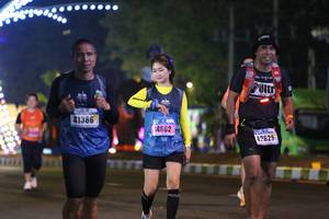 BIB: 41386, 14662, 42629
                            <button type="button" onclick="openModal(16893359)" class="btn btn-primary btn-sm float-right btn-popup" data-toggle="modal" data-target=".modal-high-quality">
                        <i class="fas fa-shopping-cart"></i> Add to Cart
                    </button>
                                            <button type="button" onclick="isThisMe(16893359, true)" class="btn btn-success btn-sm float-right btn-popup btn-isme hidden" data-toggle="tooltip" data-placement="bottom" title="นี่คือรูปของคุณใช่ไหม คลิกที่นี่เพื่อเอาเข้าอัลบั้ม">
                        <i class="fas fa-plus"></i> Add to album
                    </button>
                    <button type="button" onclick="isThisMe(16893359, false)" class="btn btn-warning btn-sm float-right btn-popup btn-isnotme hidden">
                        <i class="fas fa-ban"></i> Remove from album
                    </button>