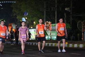 BIB: 23020, 21486, 23015, 25228
                            <button type="button" onclick="openModal(16872186)" class="btn btn-primary btn-sm float-right btn-popup" data-toggle="modal" data-target=".modal-high-quality">
                        <i class="fas fa-shopping-cart"></i> Add to Cart
                    </button>
                                            <button type="button" onclick="isThisMe(16872186, true)" class="btn btn-success btn-sm float-right btn-popup btn-isme hidden" data-toggle="tooltip" data-placement="bottom" title="นี่คือรูปของคุณใช่ไหม คลิกที่นี่เพื่อเอาเข้าอัลบั้ม">
                        <i class="fas fa-plus"></i> Add to album
                    </button>
                    <button type="button" onclick="isThisMe(16872186, false)" class="btn btn-warning btn-sm float-right btn-popup btn-isnotme hidden">
                        <i class="fas fa-ban"></i> Remove from album
                    </button>