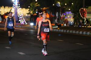 BIB: 41328
                            <button type="button" onclick="openModal(16960482)" class="btn btn-primary btn-sm float-right btn-popup" data-toggle="modal" data-target=".modal-high-quality">
                        <i class="fas fa-shopping-cart"></i> Add to Cart
                    </button>
                                            <button type="button" onclick="isThisMe(16960482, true)" class="btn btn-success btn-sm float-right btn-popup btn-isme hidden" data-toggle="tooltip" data-placement="bottom" title="นี่คือรูปของคุณใช่ไหม คลิกที่นี่เพื่อเอาเข้าอัลบั้ม">
                        <i class="fas fa-plus"></i> Add to album
                    </button>
                    <button type="button" onclick="isThisMe(16960482, false)" class="btn btn-warning btn-sm float-right btn-popup btn-isnotme hidden">
                        <i class="fas fa-ban"></i> Remove from album
                    </button>