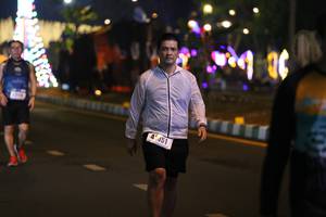 BIB: 451
                            <button type="button" onclick="openModal(16978438)" class="btn btn-primary btn-sm float-right btn-popup" data-toggle="modal" data-target=".modal-high-quality">
                        <i class="fas fa-shopping-cart"></i> Add to Cart
                    </button>
                                            <button type="button" onclick="isThisMe(16978438, true)" class="btn btn-success btn-sm float-right btn-popup btn-isme hidden" data-toggle="tooltip" data-placement="bottom" title="นี่คือรูปของคุณใช่ไหม คลิกที่นี่เพื่อเอาเข้าอัลบั้ม">
                        <i class="fas fa-plus"></i> Add to album
                    </button>
                    <button type="button" onclick="isThisMe(16978438, false)" class="btn btn-warning btn-sm float-right btn-popup btn-isnotme hidden">
                        <i class="fas fa-ban"></i> Remove from album
                    </button>