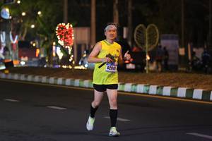 BIB: 42840
                            <button type="button" onclick="openModal(16970407)" class="btn btn-primary btn-sm float-right btn-popup" data-toggle="modal" data-target=".modal-high-quality">
                        <i class="fas fa-shopping-cart"></i> Add to Cart
                    </button>
                                            <button type="button" onclick="isThisMe(16970407, true)" class="btn btn-success btn-sm float-right btn-popup btn-isme hidden" data-toggle="tooltip" data-placement="bottom" title="นี่คือรูปของคุณใช่ไหม คลิกที่นี่เพื่อเอาเข้าอัลบั้ม">
                        <i class="fas fa-plus"></i> Add to album
                    </button>
                    <button type="button" onclick="isThisMe(16970407, false)" class="btn btn-warning btn-sm float-right btn-popup btn-isnotme hidden">
                        <i class="fas fa-ban"></i> Remove from album
                    </button>