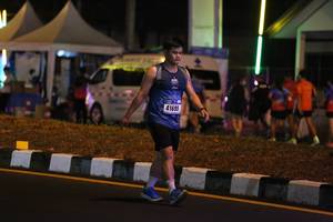 BIB: 41695
                            <button type="button" onclick="openModal(16970257)" class="btn btn-primary btn-sm float-right btn-popup" data-toggle="modal" data-target=".modal-high-quality">
                        <i class="fas fa-shopping-cart"></i> Add to Cart
                    </button>
                                            <button type="button" onclick="isThisMe(16970257, true)" class="btn btn-success btn-sm float-right btn-popup btn-isme hidden" data-toggle="tooltip" data-placement="bottom" title="นี่คือรูปของคุณใช่ไหม คลิกที่นี่เพื่อเอาเข้าอัลบั้ม">
                        <i class="fas fa-plus"></i> Add to album
                    </button>
                    <button type="button" onclick="isThisMe(16970257, false)" class="btn btn-warning btn-sm float-right btn-popup btn-isnotme hidden">
                        <i class="fas fa-ban"></i> Remove from album
                    </button>